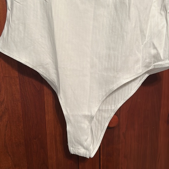 Bodysuit - Picture 3 of 4